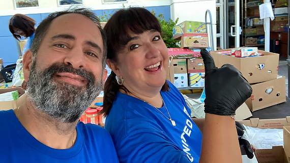 United Airlines Group Volunteers (#2/5)